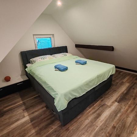 Apartments Malivojevic Zirovnica Luaran gambar